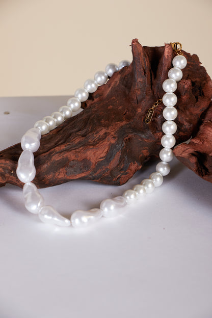 Whispers in Pearls Necklace